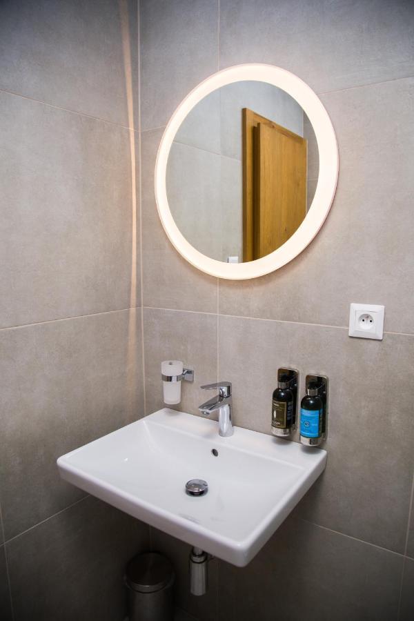 Snowland Apartmany Valča Zewnętrze zdjęcie