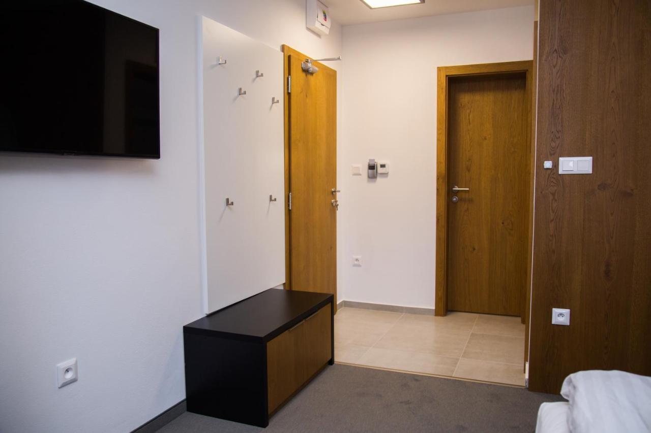 Snowland Apartmany Valča Zewnętrze zdjęcie