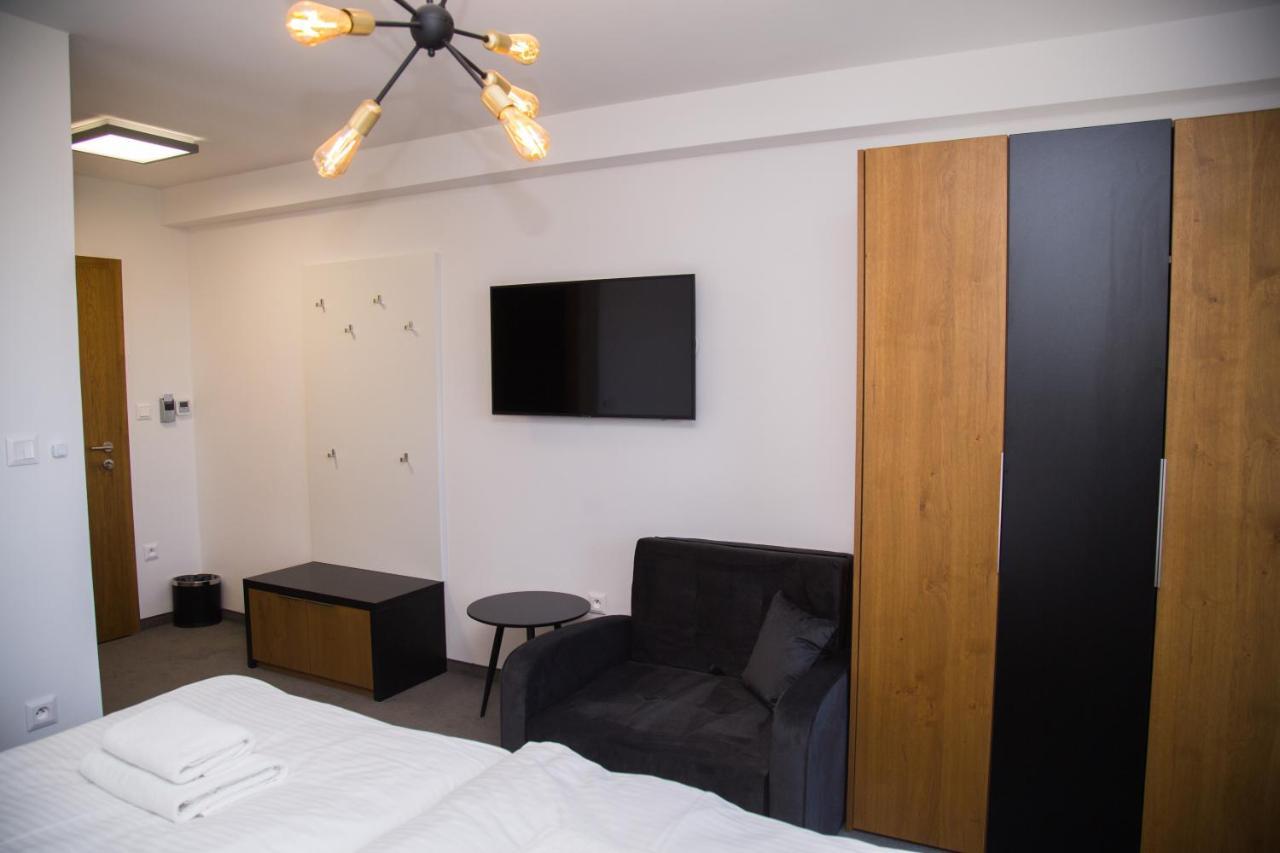 Snowland Apartmany Valča Zewnętrze zdjęcie