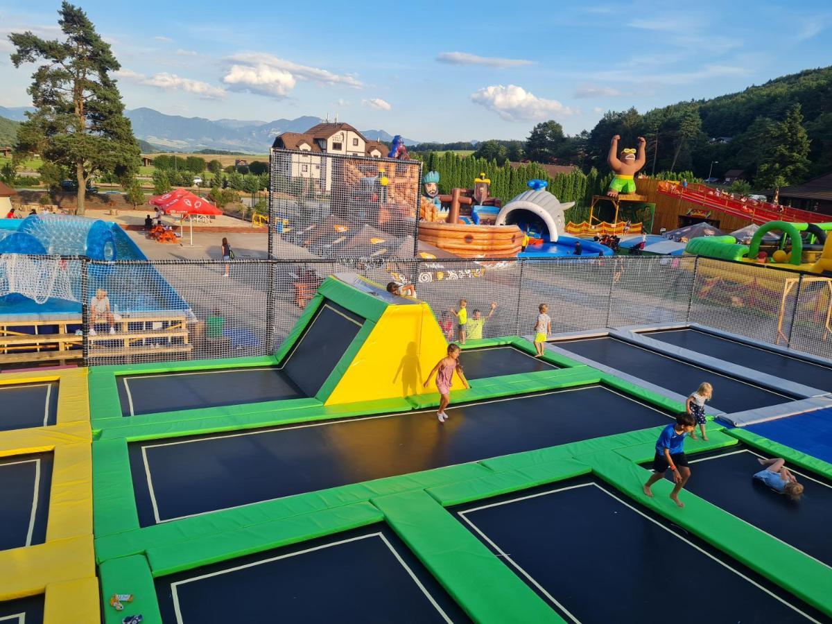 Snowland Apartmany Valča Zewnętrze zdjęcie