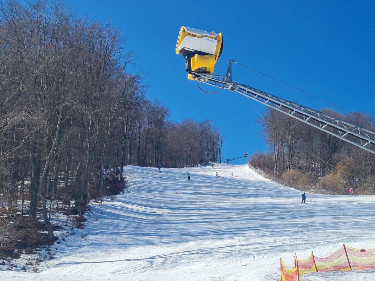 Snowland Apartmany Valča Zewnętrze zdjęcie